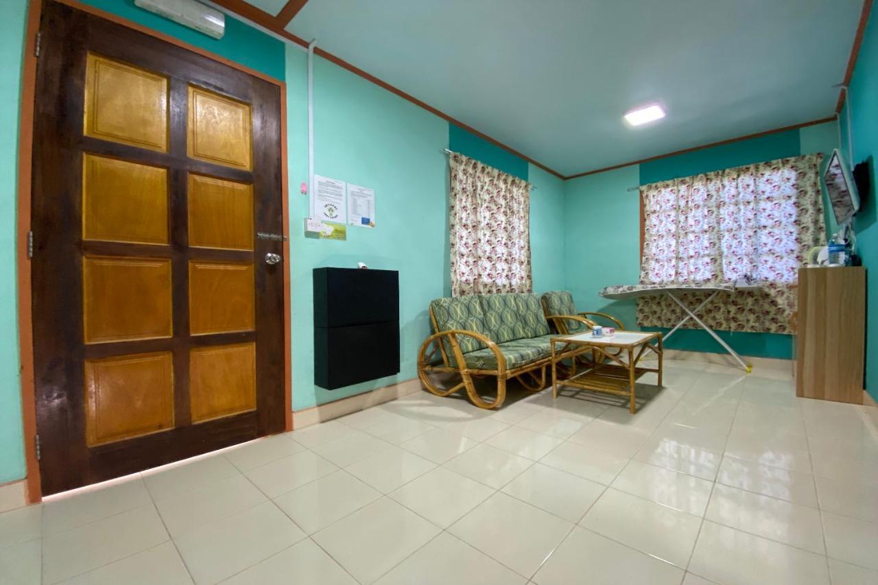Oyo Home 90286 Yuna Bamboo Rest & Stay Ranau Kültér fotó