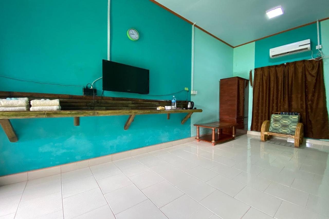 Oyo Home 90286 Yuna Bamboo Rest & Stay Ranau Kültér fotó