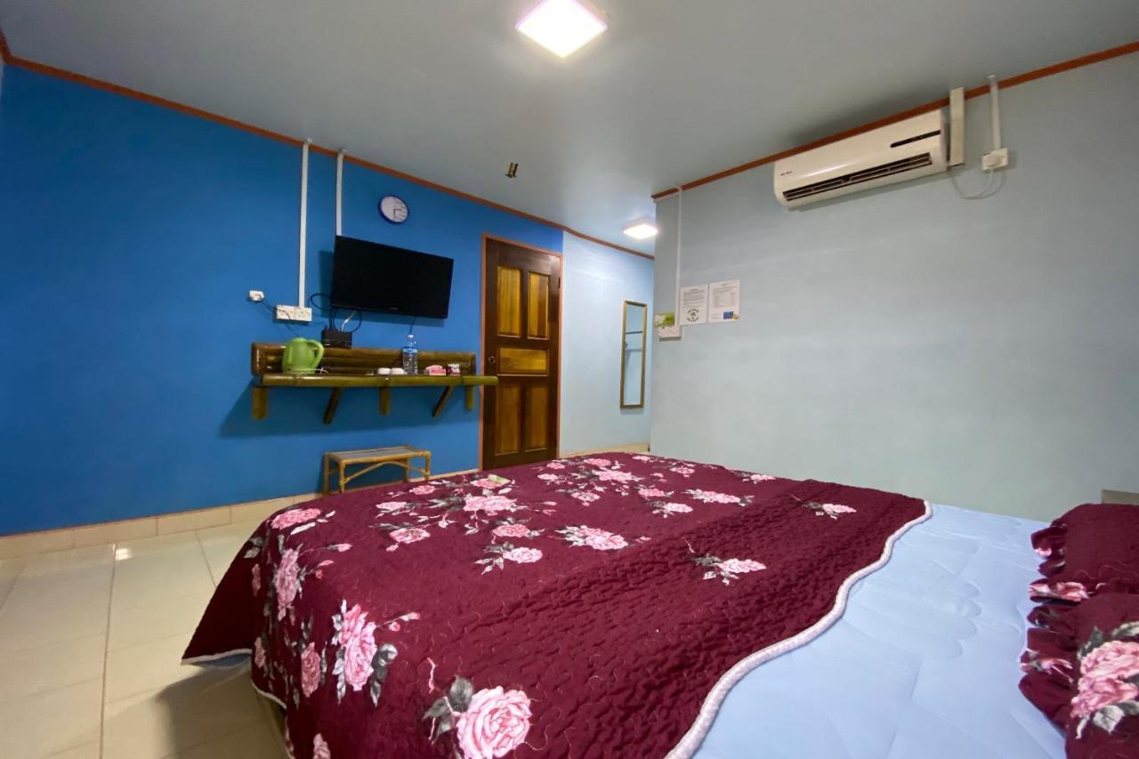 Oyo Home 90286 Yuna Bamboo Rest & Stay Ranau Kültér fotó